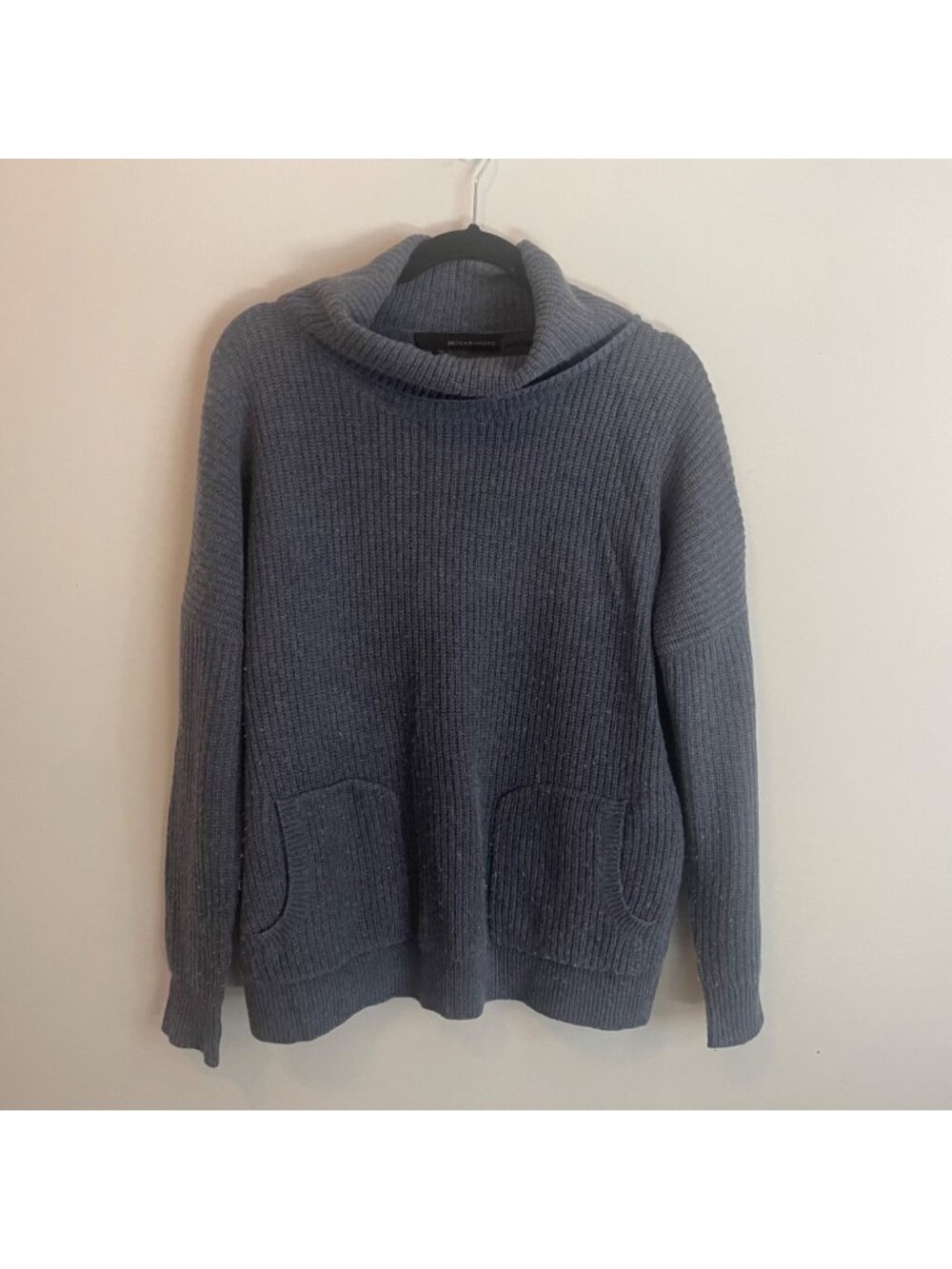 360 cashmere knit turtleneck